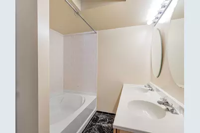 9907 W 58th Street #5, Countryside, IL 60525 - Photo 10