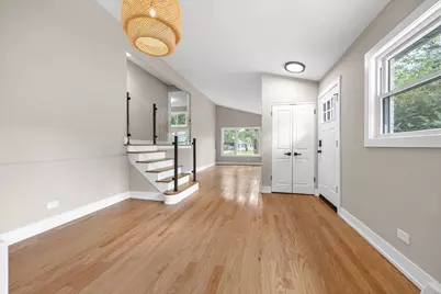 1307 Pershing Avenue, Wheaton, IL 60189 - Photo 8