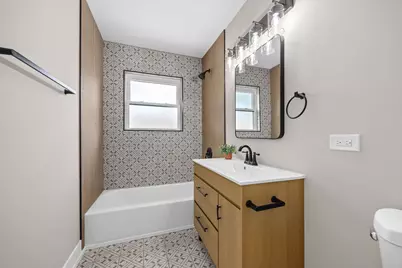 1307 Pershing Avenue, Wheaton, IL 60189 - Photo 24