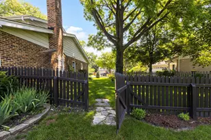 1240 Bar Harbor Terrace, Northbrook, IL 60062 - Photo 30