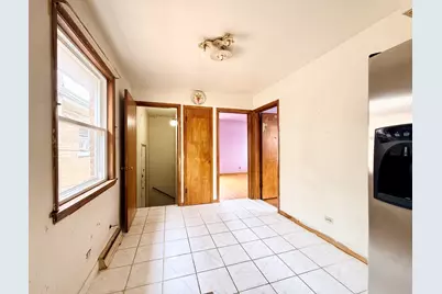 3400 W Shakespeare Avenue, Chicago, IL 60647 - Photo 8