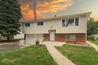 117 S Evergreen Avenue, Addison, IL 60101 - Photo 1