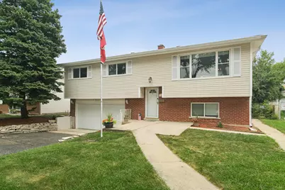 117 S Evergreen Avenue, Addison, IL 60101 - Photo 2