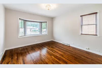 537 N Walnut Street, Elmhurst, IL 60126 - Photo 4