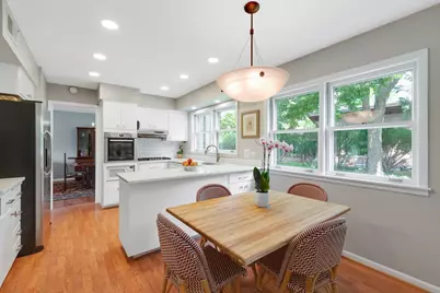 3504 Illinois Road, Wilmette, IL 60091 - Photo 8