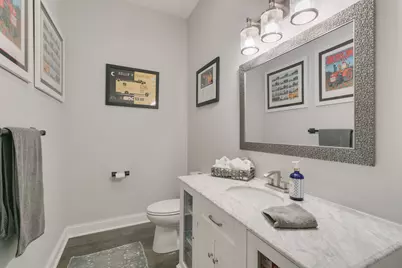 3239 Wesley Avenue, Berwyn, IL 60402 - Photo 8