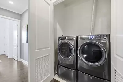 5820 N Clark Street #207, Chicago, IL 60660 - Photo 22
