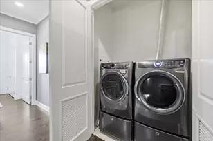 5820 N Clark St, Chicago, IL 60660 - Photo 22