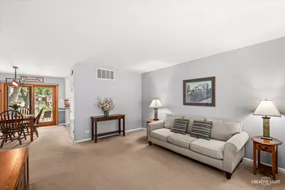 945 Victoria Lane, Elk Grove Village, IL 60007 - Photo 4