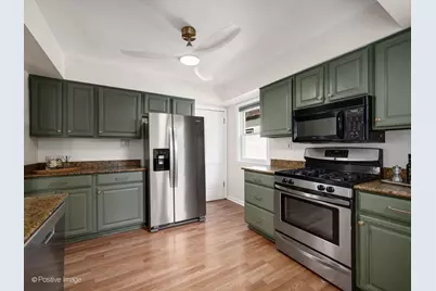 3205 Wisconsin Avenue, Berwyn, IL 60402 - Photo 12