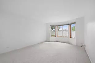 1545 N Courtland Dr, Arlington Heights, IL 60004 - Photo 14