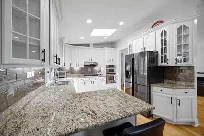 5900 Crain Street, Morton Grove, IL 60053 - Photo 6