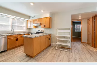 653 South Boulevard #101S, Oak Park, IL 60302 - Photo 4