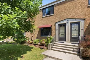 167 Fellows Ct, Elmhurst, IL 60126 - Photo 1