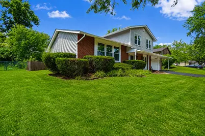 716 Dorchester Drive, Bolingbrook, IL 60440 - Photo 2