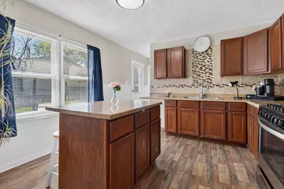 27 Belmont Drive, Romeoville, IL 60446 - Photo 8
