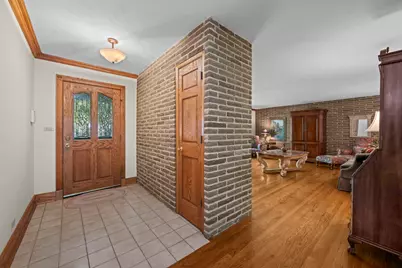 2285 Thorntree Lane, Palatine, IL 60067 - Photo 2