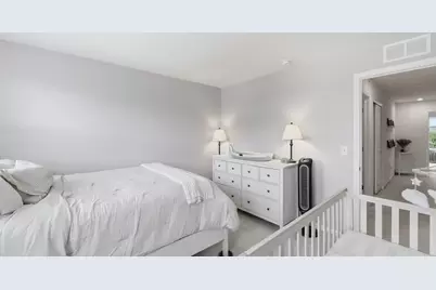 153 Roslyn Place, Bloomingdale, IL 60108 - Photo 16