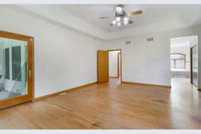 945 Kingston Street, Wheaton, IL 60187 - Photo 14