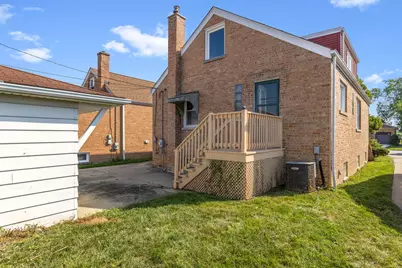 2240 S 9th Avenue, North Riverside, IL 60546 - Photo 20