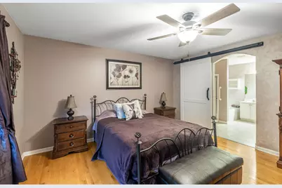 7004 Nathan Lane, Carpentersville, IL 60110 - Photo 8
