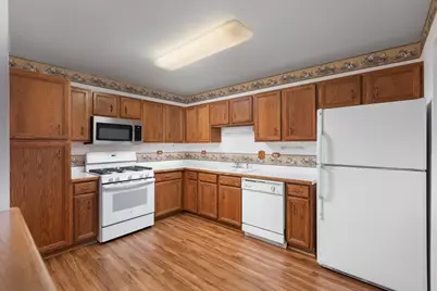 15727 Ravinia Avenue #2E, Orland Park, IL 60462 - Photo 4