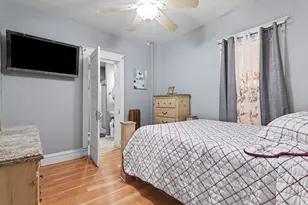 211 Casseday Ave, Joliet, IL 60432 - Photo 10