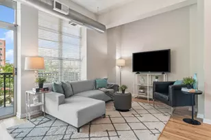 1919 S Michigan Ave, Chicago, IL 60616 - Photo 2