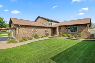 1229 Anvil Ct, Addison, IL 60101 - Photo 2