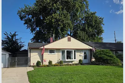 9067 S Main Street, Hometown, IL 60456 - Photo 1