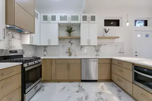 4917 S Washington Park Ct, Chicago, IL 60615 - Photo 8