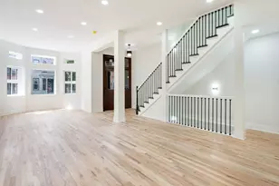 4917 S Washington Park Ct, Chicago, IL 60615 - Photo 4