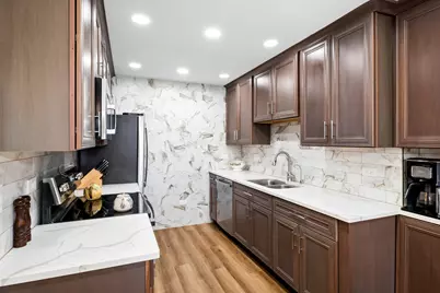 453 Raintree Drive #3P, Glen Ellyn, IL 60137 - Photo 12