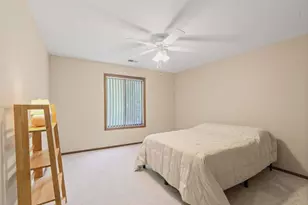1410 W Partridge Ln, Arlington Heights, IL 60004 - Photo 14
