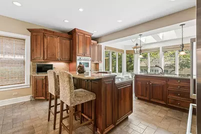 2677 Orrington Avenue, Evanston, IL 60201 - Photo 22