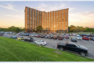 1 Renaissance Place #816, Palatine, IL 60067 - Photo 38