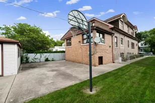 4006 Sunnyside Ave, Brookfield, IL 60513 - Photo 18