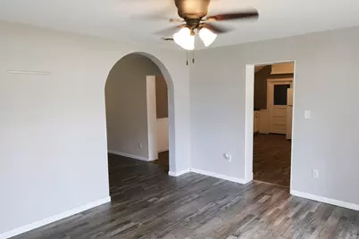 145 E Spaulding Avenue, Clifton, IL 60927 - Photo 6