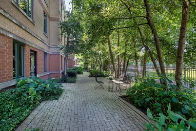 891 Central Avenue #219, Highland Park, IL 60035 - Photo 10