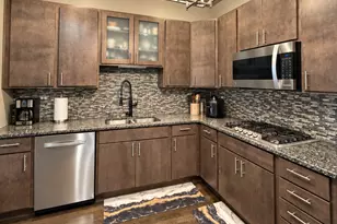 3839 S Giles Ave, Chicago, IL 60653 - Photo 10