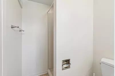7920 Kenneth Avenue, Skokie, IL 60076 - Photo 26