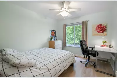 18101 W Hampshire Drive, Gurnee, IL 60031 - Photo 22
