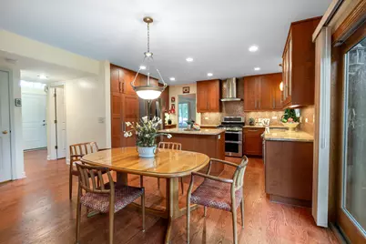 18101 W Hampshire Drive, Gurnee, IL 60031 - Photo 12