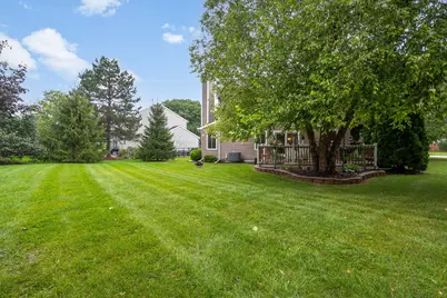 18101 W Hampshire Drive, Gurnee, IL 60031 - Photo 32