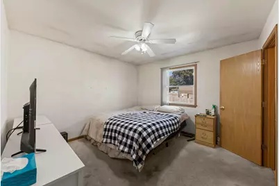 1917 N Hickory Street, Crest Hill, IL 60403 - Photo 10