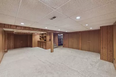 848 Clohesey Drive, Buffalo Grove, IL 60089 - Photo 12