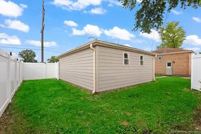 9100 S Ridgeway Avenue, Evergreen Park, IL 60805 - Photo 30