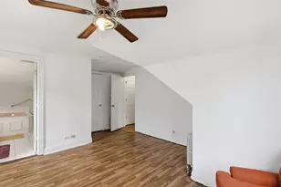 9427 S St Louis Ave, Evergreen Park, IL 60805 - Photo 14