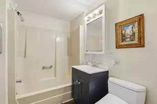9427 S St Louis Ave, Evergreen Park, IL 60805 - Photo 12