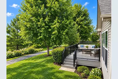 1908 Eton Drive, Hoffman Estates, IL 60192 - Photo 22